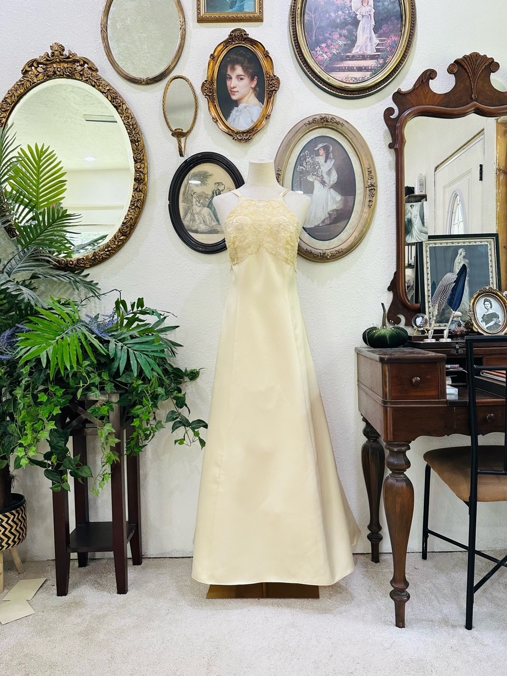 Jump Cream Lace Bodice Maxi Dress